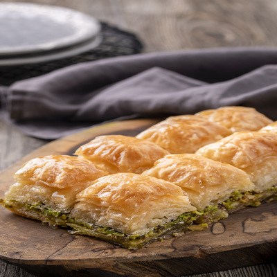 Fıstıklı Özel Kare Baklava